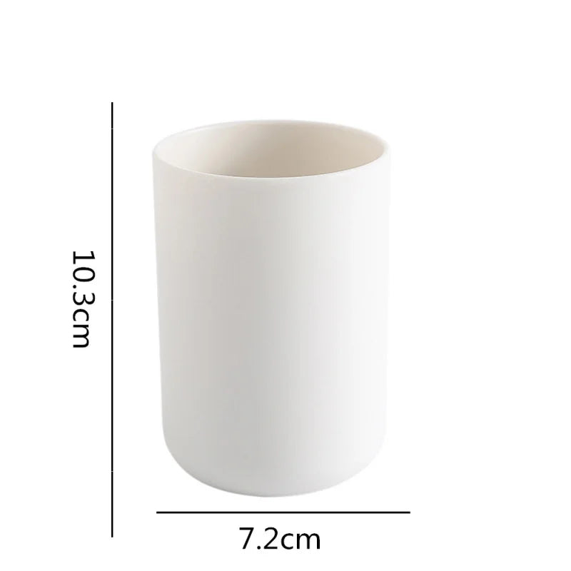 Minimalist Bathroom Cup - Vivreux Interior